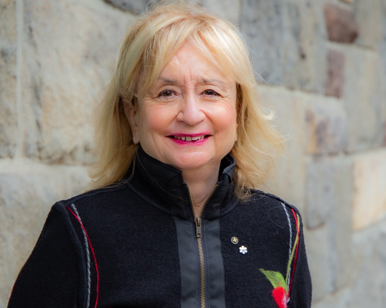 Louise Champoux-Paillé earns Prix du CIQ and Lieutenant Governor’s Medal for Exceptional Merit 