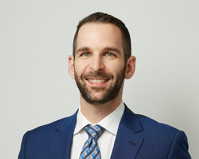 How a real estate consultant broke into commercial dealmaking