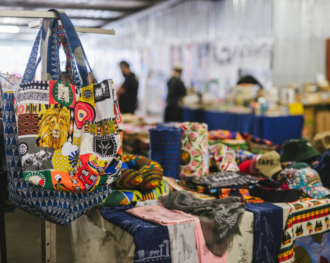Community over competition: How urban informal economies create sustainable livelihoods