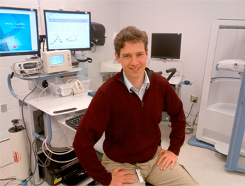 New research coordinator Axel Bergman in the PERFORM Centre’s cardiopulmonary suite. | Photo by Concordia University 