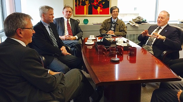 President Alan Shepard meets with Natynczyk.