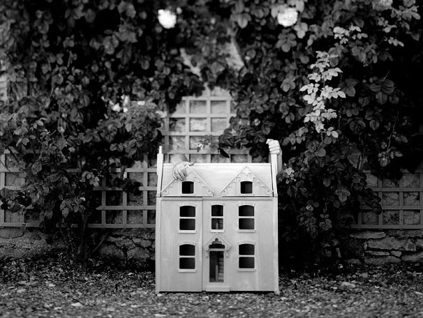"La femme maison," by Yoshimi Lee. 2015. | Image courtesy of the FOFA Galley "La femme maison," by Yoshimi Lee. 2015. | Image courtesy of the FOFA Galley
