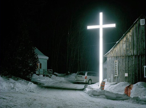 Croix blanche, 2016, by Laurence Hervieux-Gosselin. Croix blanche, 2016, by Laurence Hervieux-Gosselin.