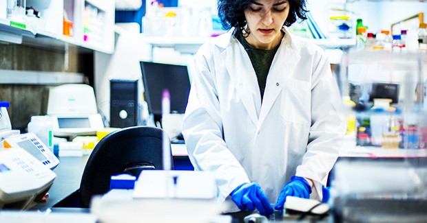 Biolab manager, Mahzad Sharifahmadian. | Photo by Concordia University