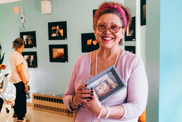 Seniors collaborate with Concordia researchers and students in an interACTion digital photography workshop. | Photo courtesy of Aging, Communication, Technology (ACT)