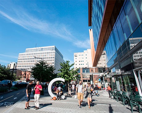 Ice cream, public art + open air cinema = it’s Quartier Concordia!