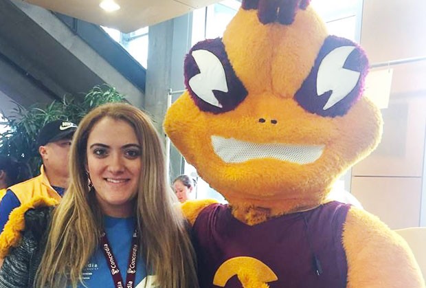 Welcome Crew mentor Antonia Macris: "Use a few days during the break to mentally prepare for next term." Welcome Crew mentor Antonia Macris: "Use a few days during the break to mentally prepare for next term."