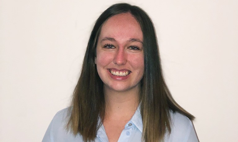 Catherine Dagenais-Roberge Young smiling woman with long, brown hair.