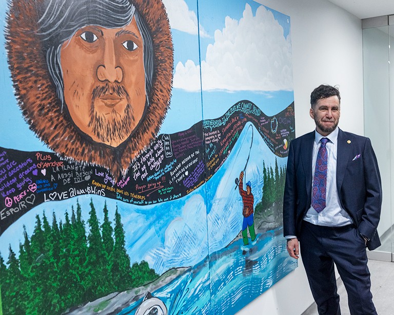 New mural by Concordia MFA student Jason Sikoak welcomes students into the Otsenhákta Student Centre
