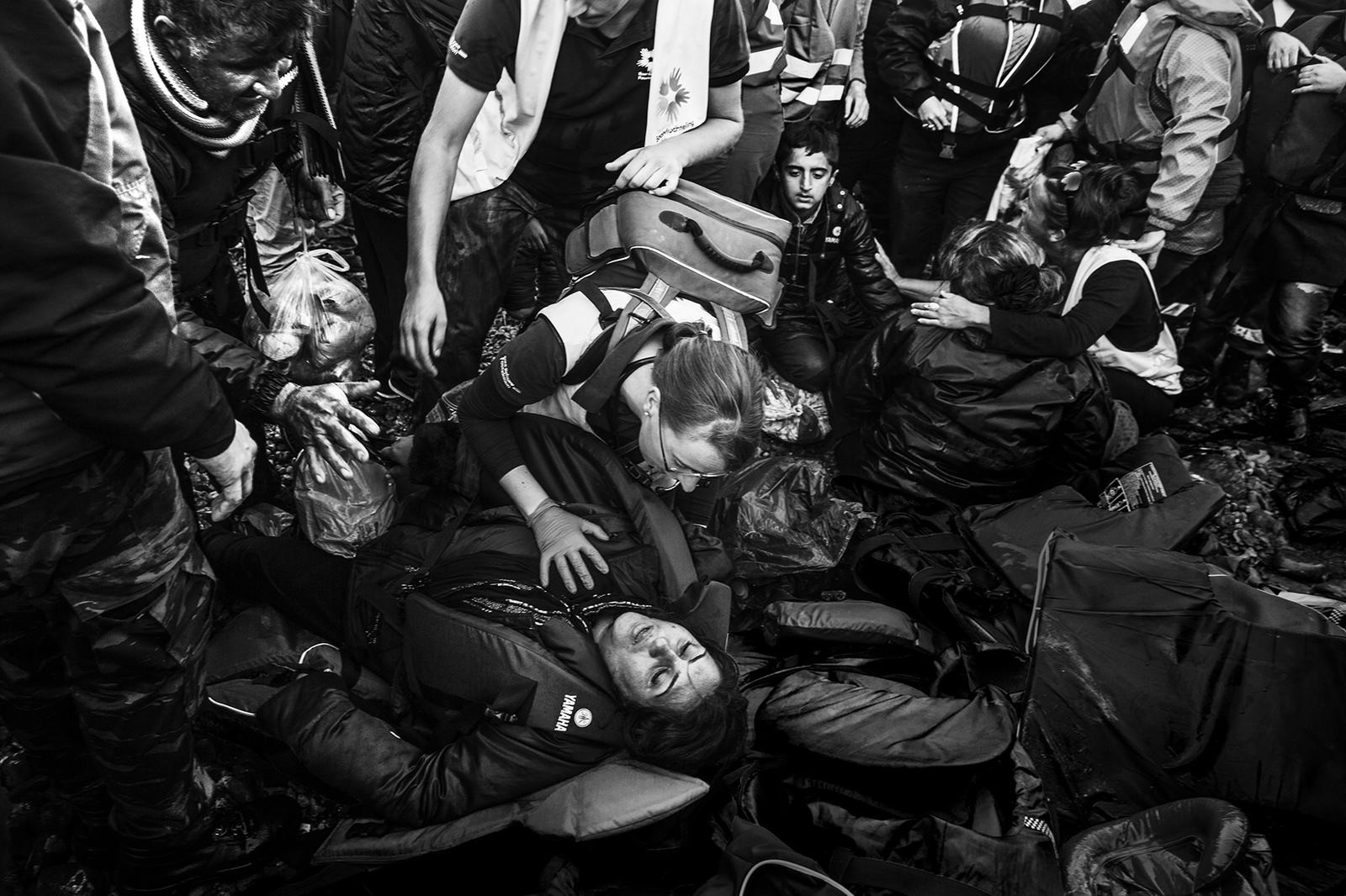 Roger Lemoyne's photo of Syrian refugees exiting a rubber raft