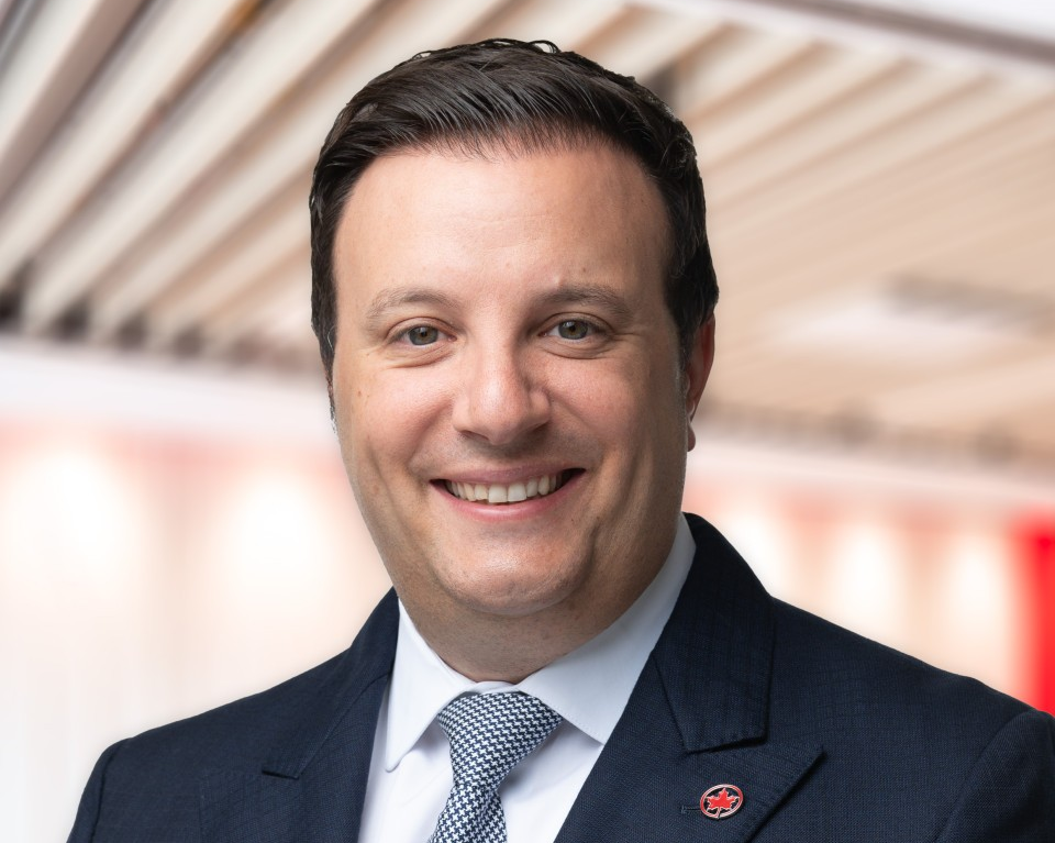 EMBA grad Mark Galardo pilots Air Canada’s commercial and cargo strategy