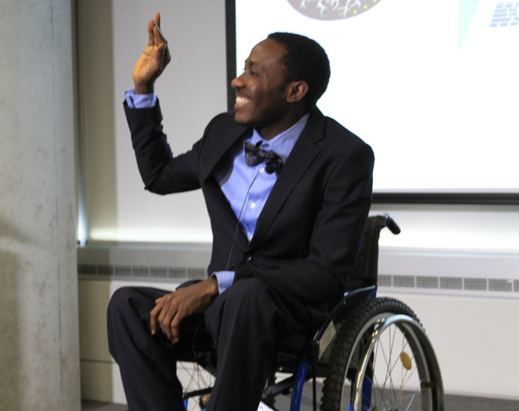 Kene delivering his 3MT pitch Kene delivering his 3MT pitch
