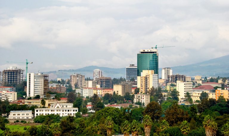 Hone Mandefro Belaye examine l’évolution des politiques de logement à Addis-Abeba, en Éthiopie.