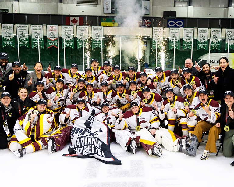 Les Stingers de Concordia reconquièrent le titre de championnes nationales de hockey féminin d’U SPORTS