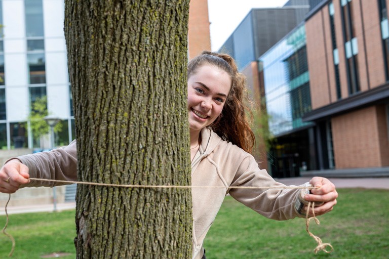 Undergraduate research assistant Maya Catterall’s passion for trees and how they support life in urban centres led her to seek out the project. Undergraduate research assistant Maya Catterall’s passion for trees and how they support life in urban centres led her to seek out the project.