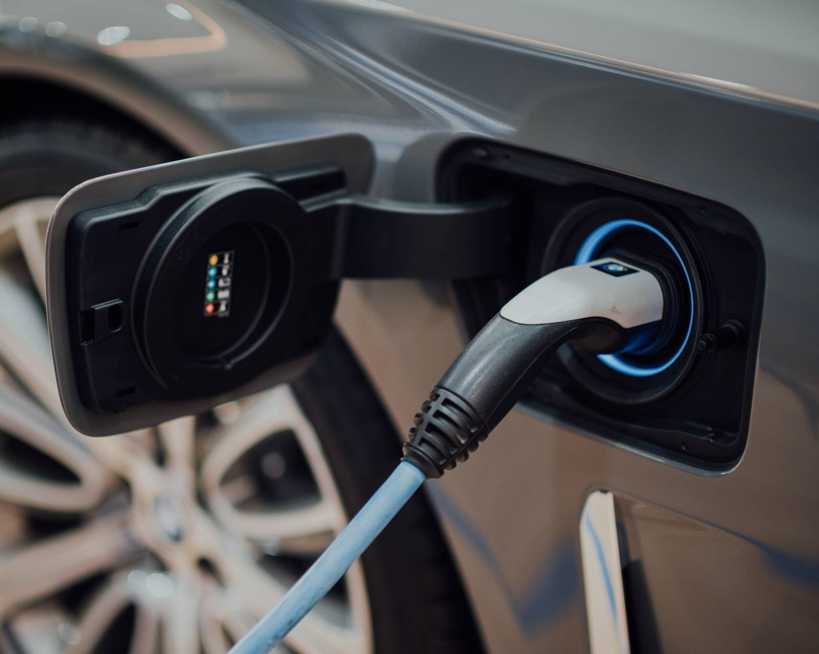 Electric vehicle charging stations are a new focus for Concordia cybersecurity researchers