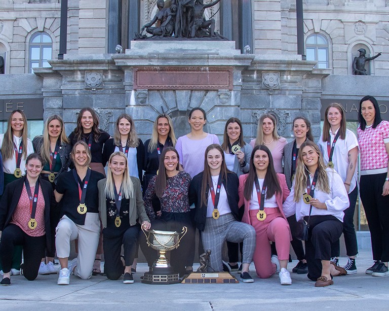 The National Assembly of Quebec welcomes the Concordia Stingers champion women’s hockey team