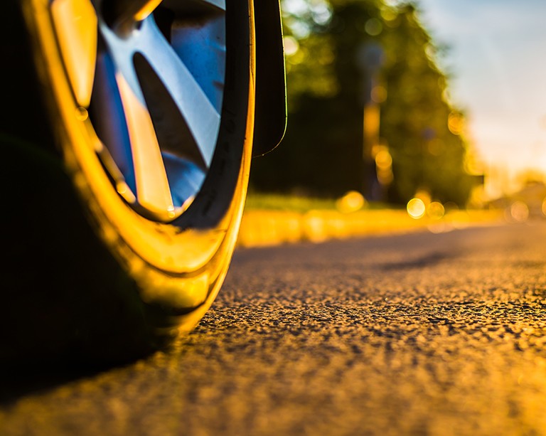 Concordia graduate researcher Cassandra Johannessen examines the relationship between vehicle tires and atmospheric pollution