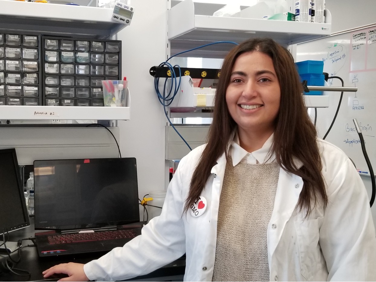 Portrait of Alaa Selim in her lab
