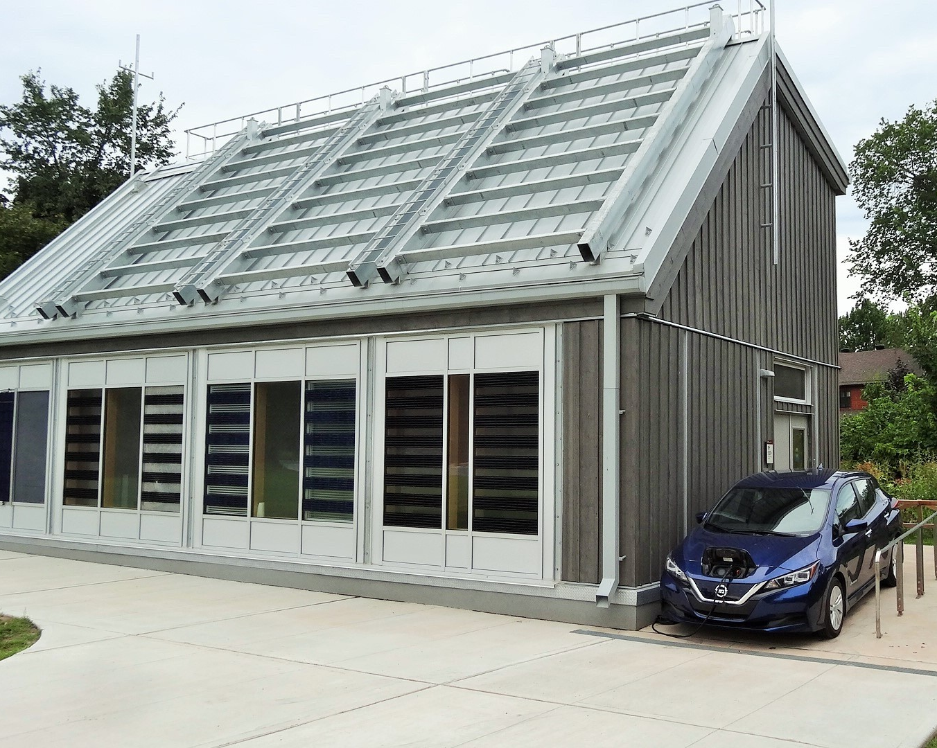 Concordia researcher explores electric and hybrid vehicles as emergency energy sources