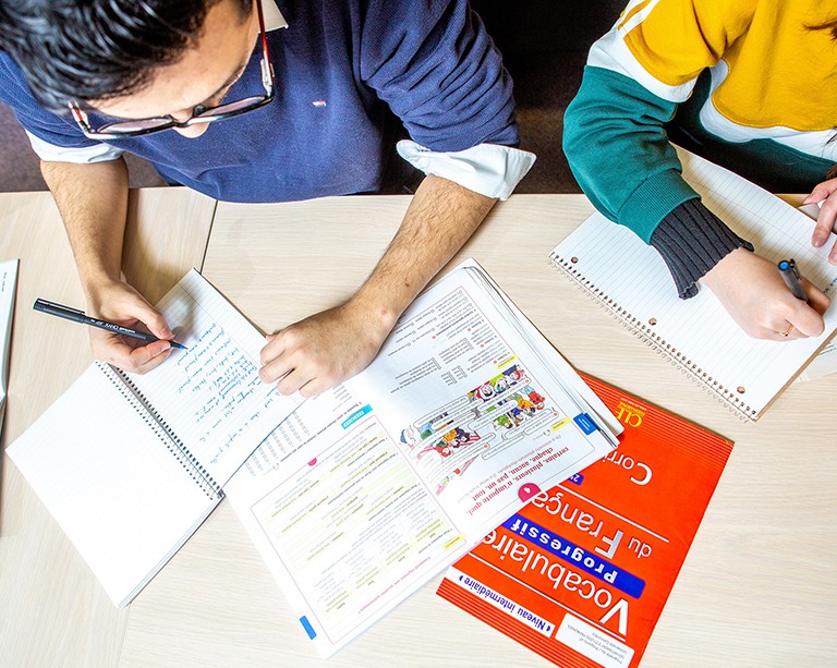 Concordia signs an agreement with Quebec to bolster French-language learning