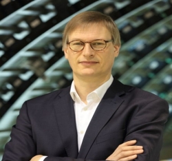 Paul Weaver, Professor, University of Bristol, UK Paul Weaver, Professor, University of Bristol, UK