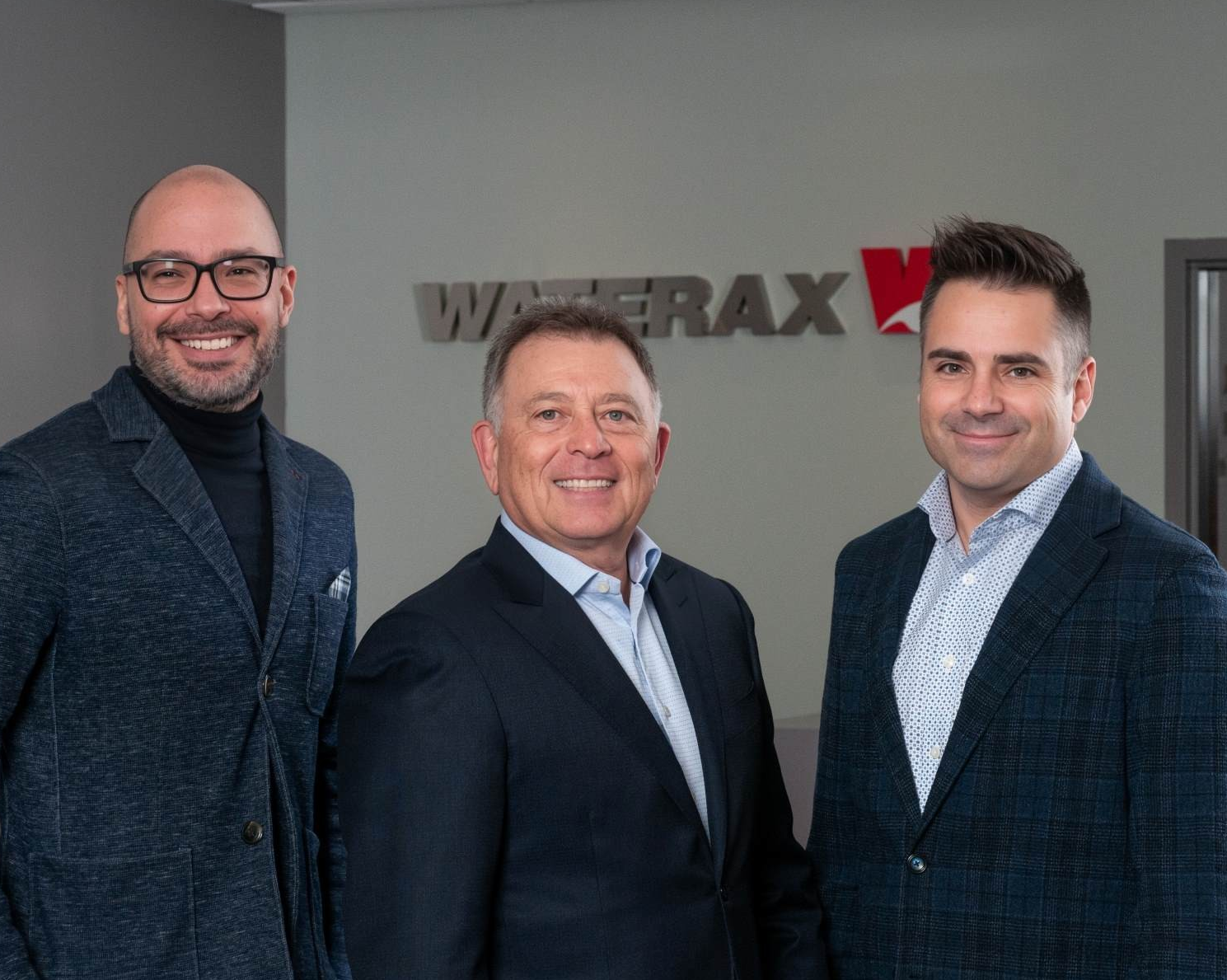 Un trio de diplômés du programme de MBA exécutif fait un don de 100 000 $ pour abattre les barrières financières qui nuisent aux études