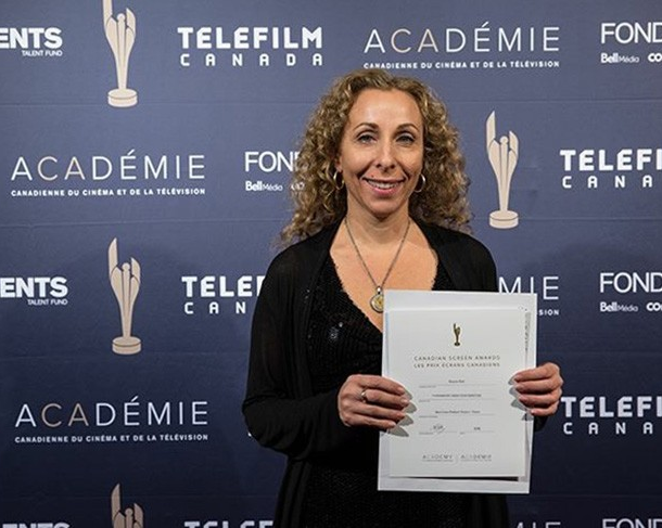Rosana Roth met ses trente années d’expérience en production télévisuelle au service de la série Sullivan’s Crossing