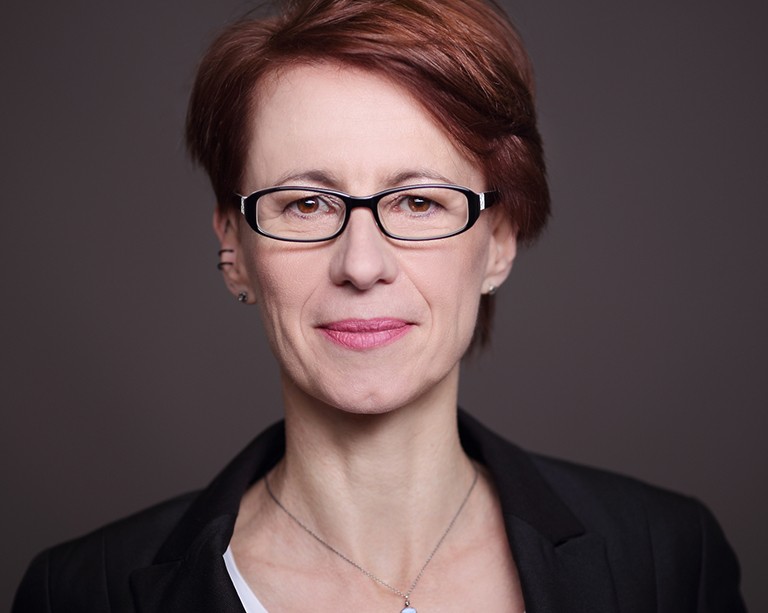 L’Institut d’IA appliquée de l’Université Concordia accueille Katalin Fehér, spécialiste des médias d’IA 