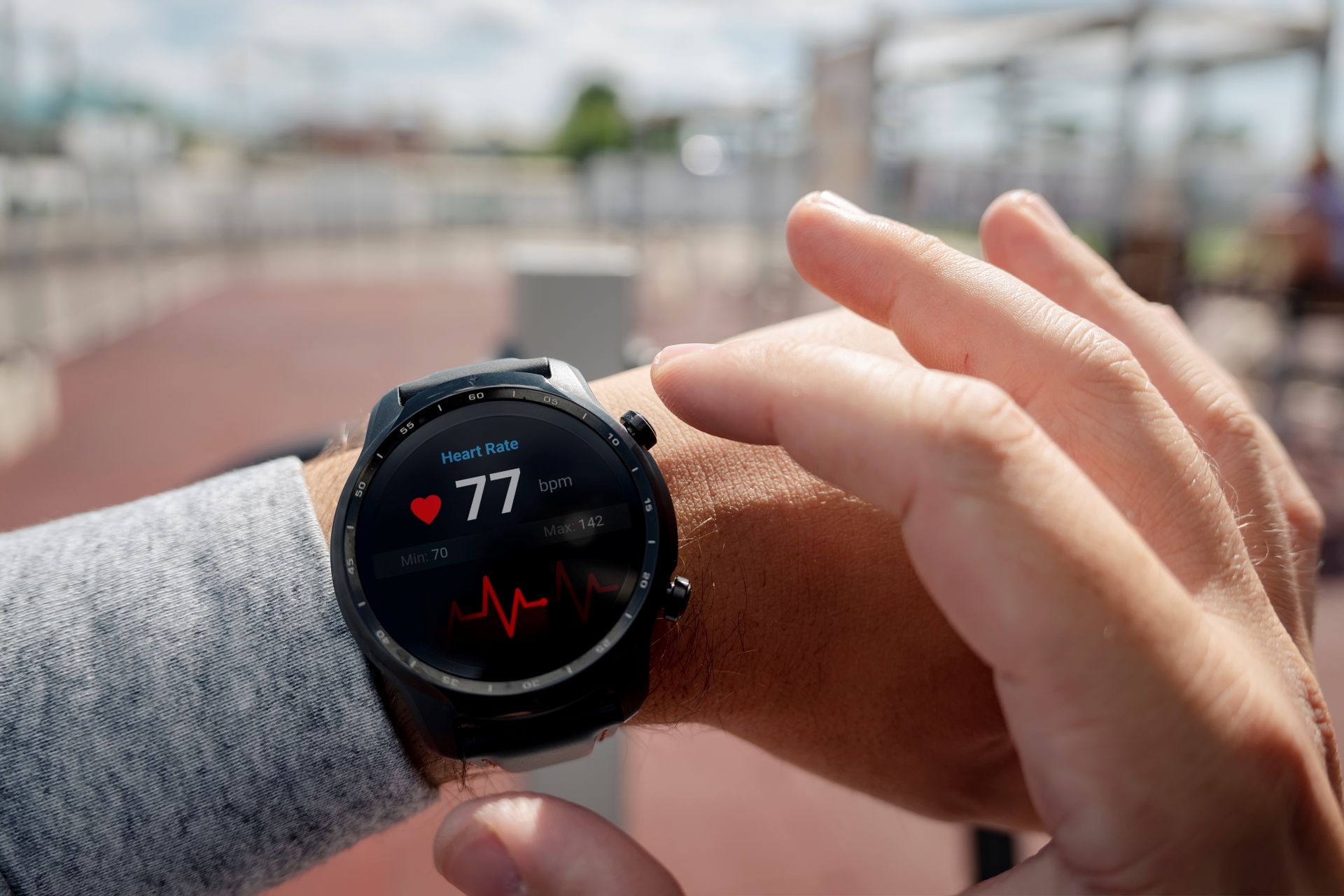 Smartwatch with ECG