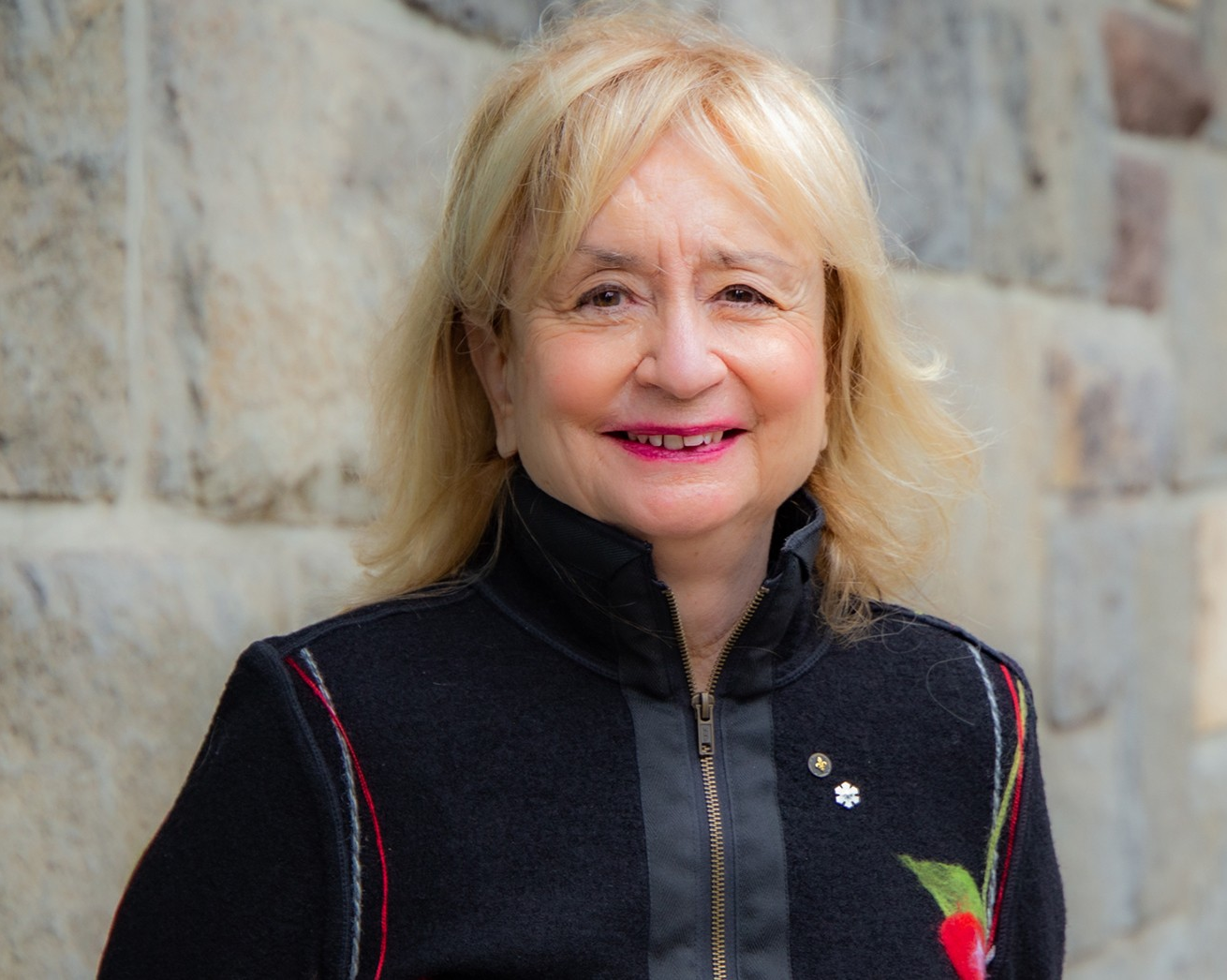 Louise Champoux-Paillé se voit décerner le Prix du CIQ et la Médaille du Lieutenant-gouverneur pour mérite exceptionnel