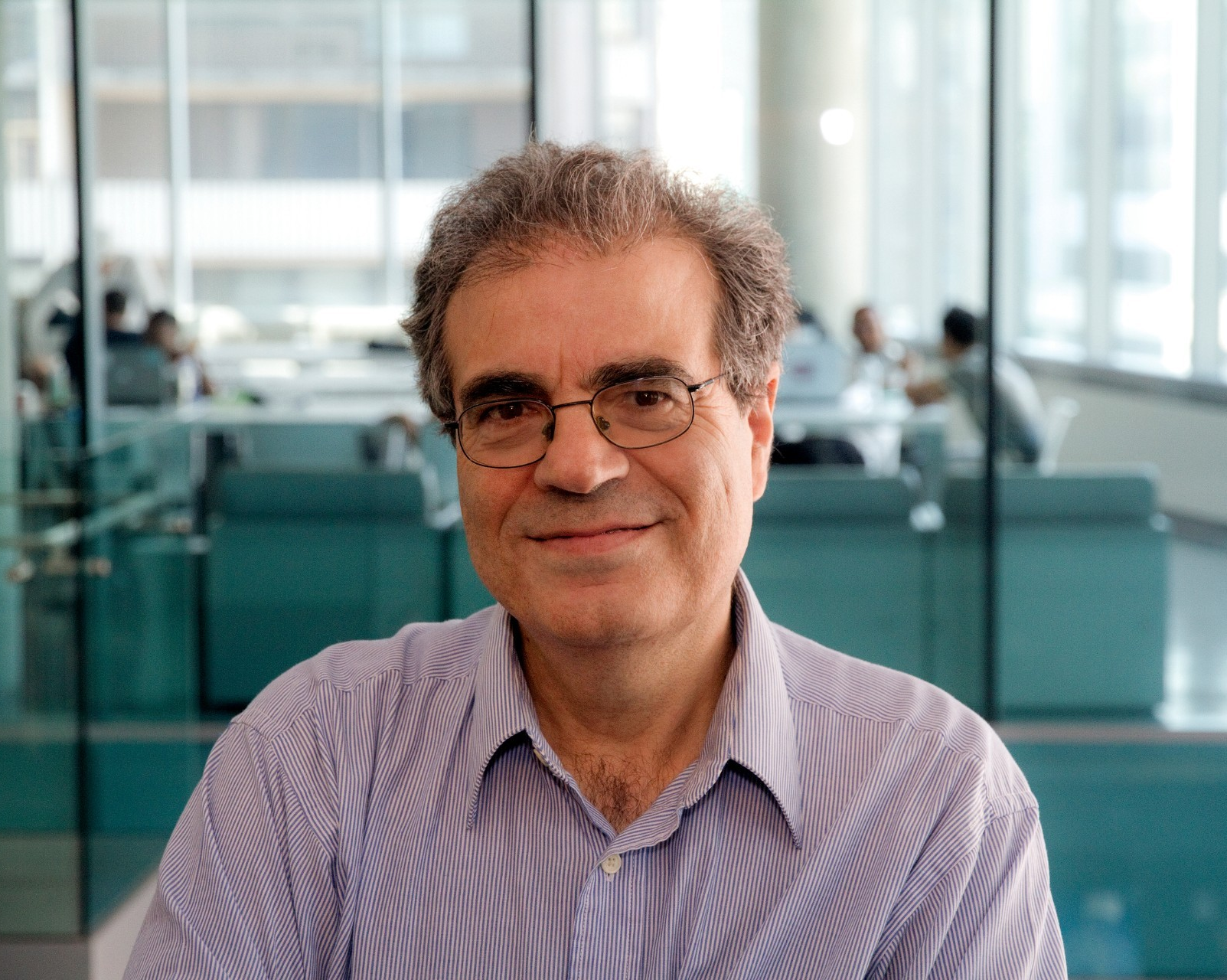 Un professeur de marketing de l’Université Concordia est nommé membre à vie de la Société royale du Canada